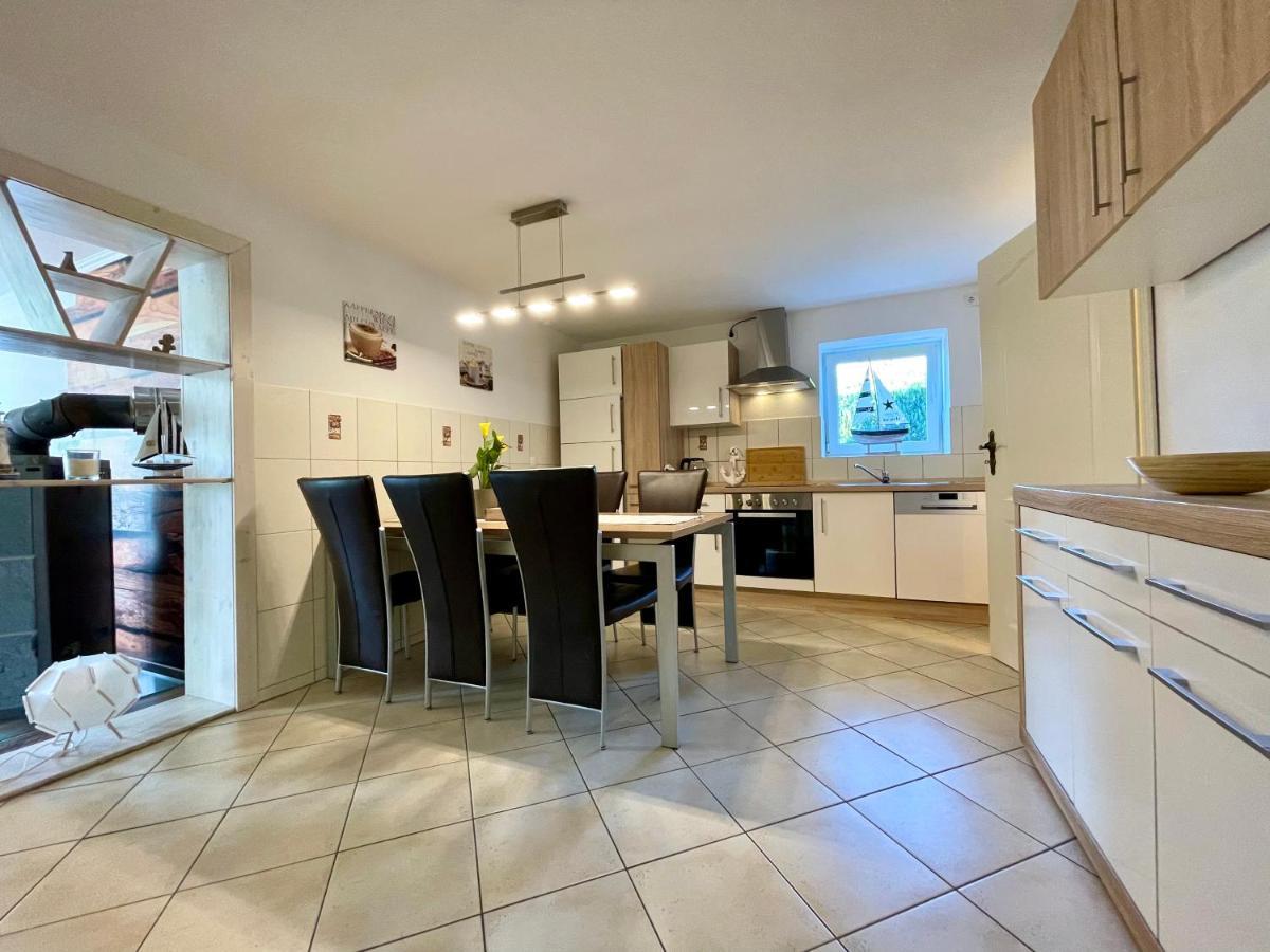 Andre'S Ferienwohnung Stulow Ngoại thất bức ảnh